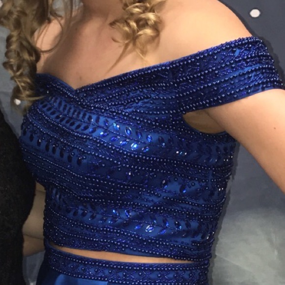 Homecoming or snowball dress - Picture 1 of 3